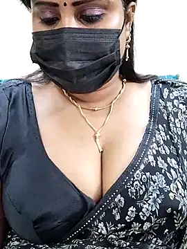 Queenflowerr online show from 03/14/25, 05:57