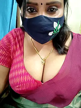 Queenflowerr online show from 02/23/26, 05:54