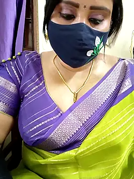 Queenflowerr online show from 03/14/26, 07:08