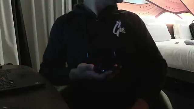 Snapshot of IndienTiger chatting on 02/11/26, 09:20 IndienTiger online show from 02/11/26, 09:20