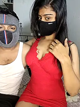 Snapshot of Love-N chatting on 11/27/25, 01:51 Love-N online show from 11/27/25, 01:51