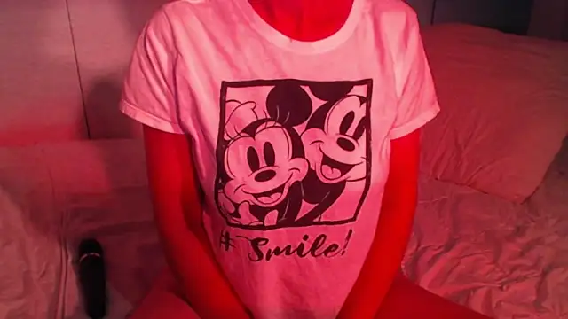 Snapshot of sweetchani666 chatting on 11/22/25, 07:51 sweetchani666 online show from 11/22/25, 07:51