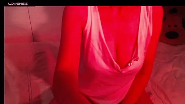 Snapshot of sweetchani666 chatting on 02/13/26, 08:21 sweetchani666 online show from 02/13/26, 08:21