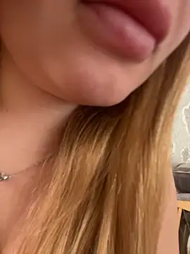 ella zzz online show from 11/14/25, 08:57