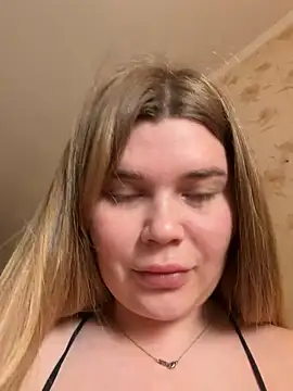 ella zzz online show from 04/07/26, 02:17