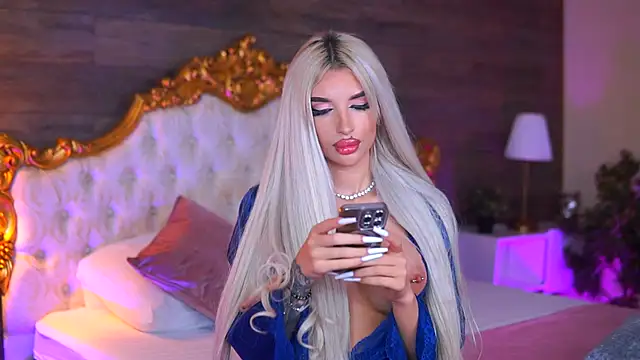 Juicy Jessye online show from 12/15/25, 08:46