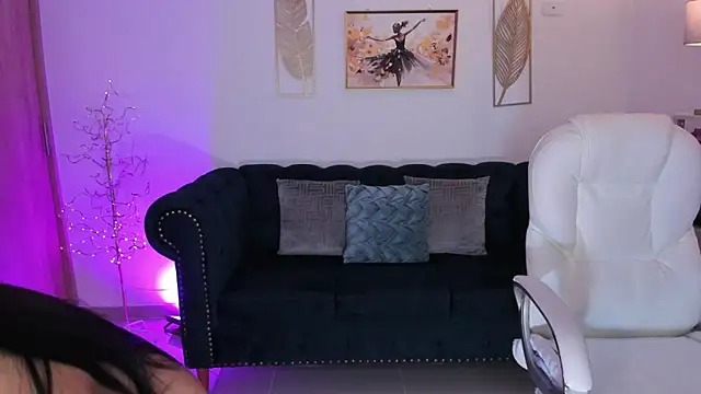 Layla Breezee online show from 02/03/26, 12:54