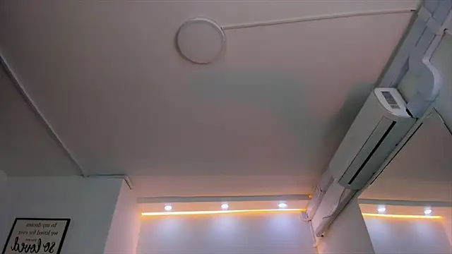 bonnieAn online show from 02/23/25, 05:07