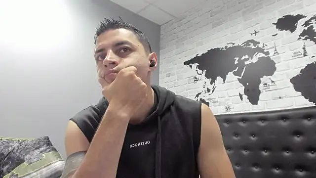 Frank Millers online show from 12/04/25, 06:27