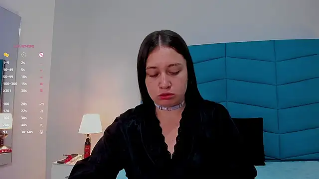 Snapshot of Luciana_brown_ chatting on 01/27/25, 11:54 Luciana brown online show from 01/27/25, 11:54