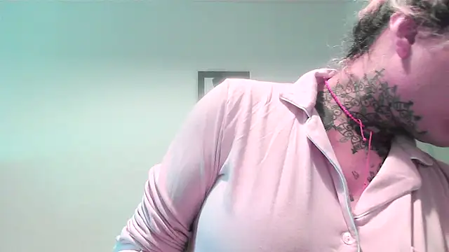 serena  vedette online show from 09/24/25, 09:45