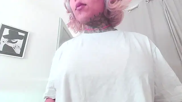 serena  vedette online show from 10/13/25, 09:09