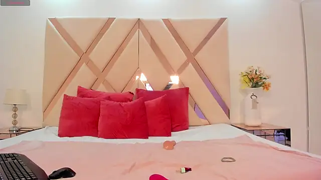 taliarussel online show from 03/05/25, 10:21