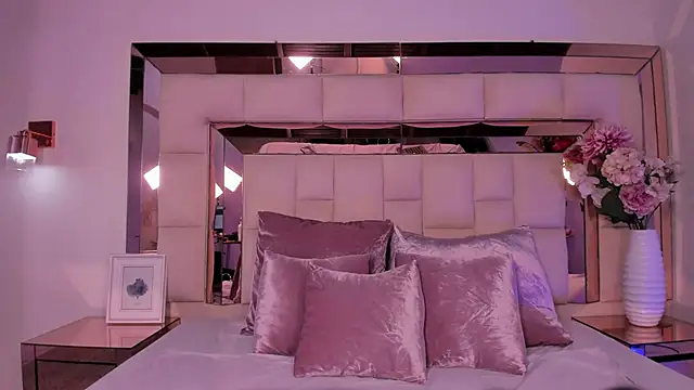 taliarussel online show from 03/21/25, 10:06