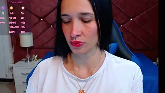 victoria adams07 online show from 04/11/26, 01:26