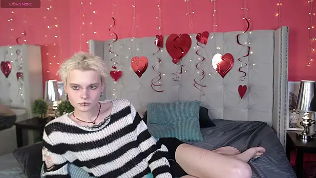 Snapshot of DemianEnglen chatting on 02/18/25, 03:10 DemianEnglen online show from 02/18/25, 03:10