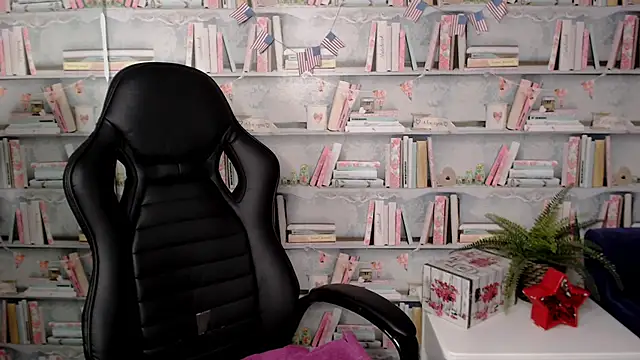 Snapshot of DemianEnglen chatting on 03/11/25, 11:48 DemianEnglen online show from 03/11/25, 11:48