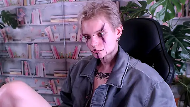 Snapshot of DemianEnglen chatting on 03/20/25, 02:29 DemianEnglen online show from 03/20/25, 02:29