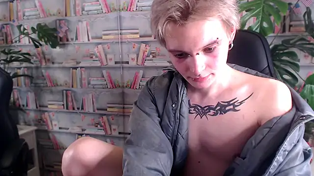 Snapshot of DemianEnglen chatting on 03/20/25, 11:49 DemianEnglen online show from 03/20/25, 11:49