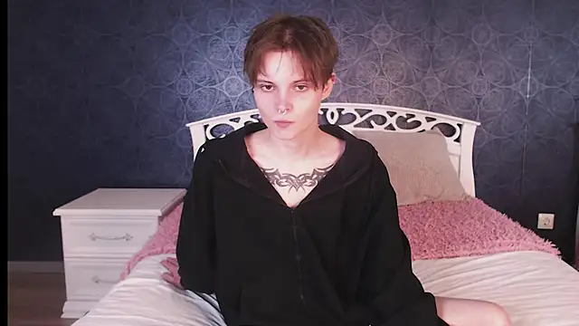 Snapshot of DemianEnglen chatting on 05/27/26, 04:48 DemianEnglen online show from 05/27/26, 04:48