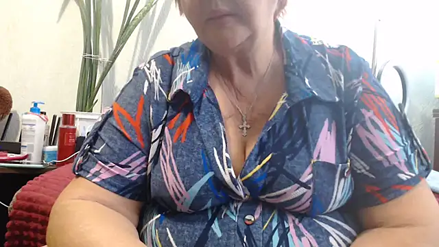 DeniseeRosea online show from 10/20/25, 06:36