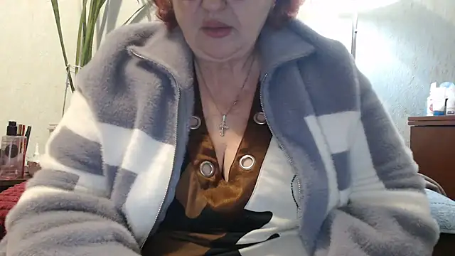 DeniseeRosea online show from 04/15/26, 11:16