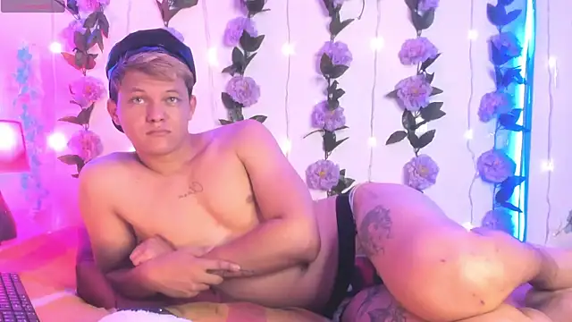 Snapshot of izan_20 chatting on 05/20/26, 10:21 izan 20 online show from 05/20/26, 10:21