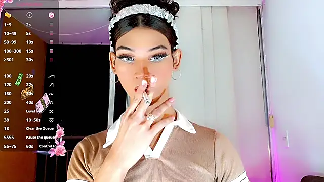 Snapshot of lucyangel_11 chatting on 02/05/25, 02:40 lucyangel 11 online show from 02/05/25, 02:40