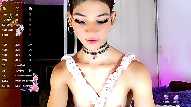 Snapshot of lucyangel_11 chatting on 02/05/25, 05:41 lucyangel 11 online show from 02/05/25, 05:41