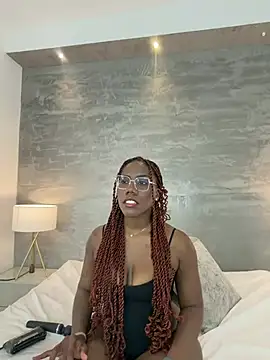 Snapshot of Alaia_Colins chatting on 07/28/26, 01:34 Alaia Colins online show from 07/28/26, 01:34