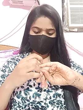 Simran-001 online show from 10/05/25, 06:56