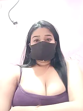 Simran-001 online show from 04/06/26, 12:28