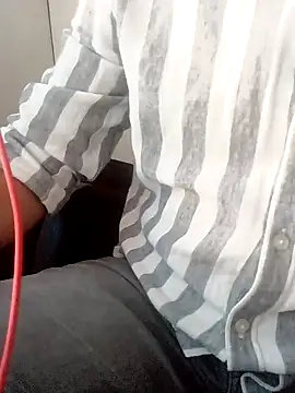 Snapshot of RaviRoy2326 chatting on 01/24/25, 10:00 RaviRoy2326 online show from 01/24/25, 10:00