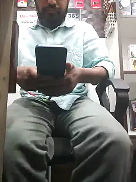 Snapshot of RaviRoy2326 chatting on 02/04/25, 03:04 RaviRoy2326 online show from 02/04/25, 03:04