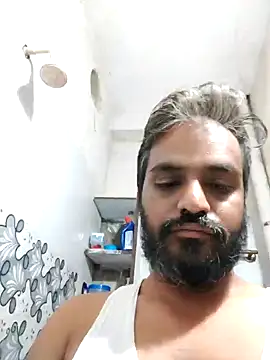 Snapshot of RaviRoy2326 chatting on 02/05/25, 07:31 RaviRoy2326 online show from 02/05/25, 07:31