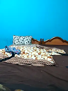 Snapshot of RaviRoy2326 chatting on 02/06/25, 10:15 RaviRoy2326 online show from 02/06/25, 10:15