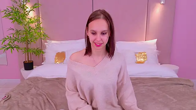 SandraTucker online show from 03/08/25, 09:17