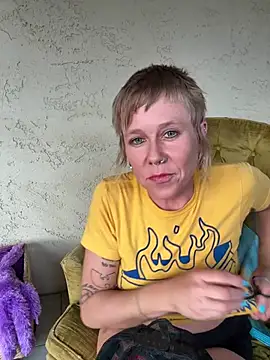 I am babydoll online show from 02/11/26, 12:37