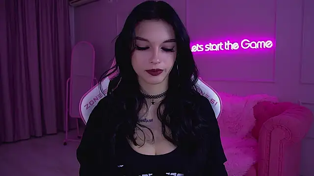 Snapshot of BeverlyMost chatting on 03/19/25, 06:34 BeverlyMost online show from 03/19/25, 06:34