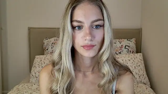 GabriellaOlsen online show from 09/15/25, 10:15