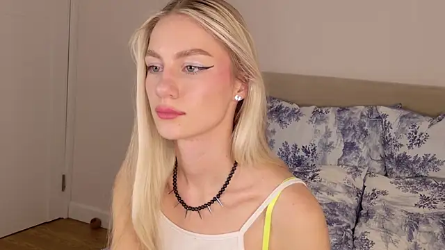 GabriellaOlsen online show from 12/19/25, 03:41