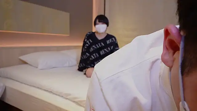 hansha kun online show from 11/30/25, 01:15