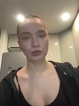  Babygirl   online show from 01/23/25, 12:41