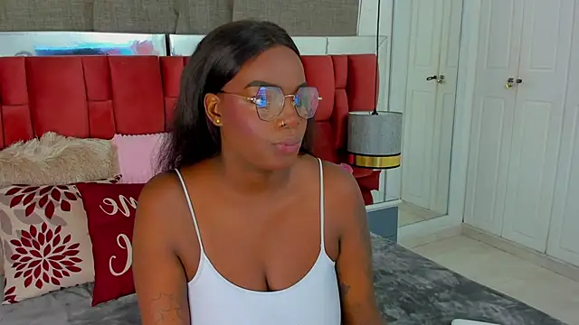 NatyParker online show from 11/01/25, 01:57