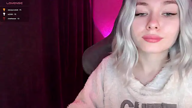 Ohmy Nora  online show from 03/07/25, 04:13