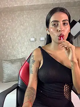 Snapshot of genesissara chatting on 05/15/26, 10:50 genesissara online show from 05/15/26, 10:50