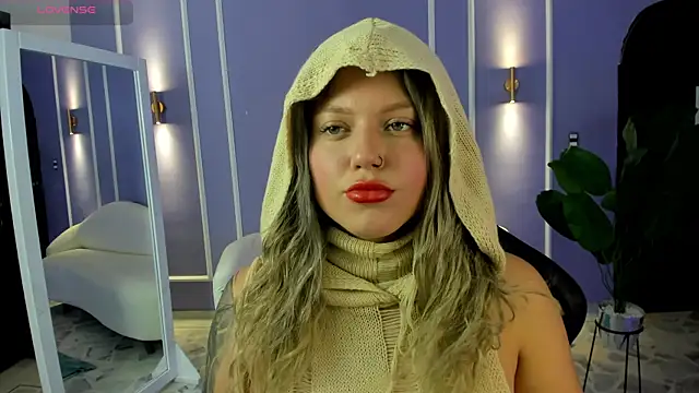 alaia greyy online show from 09/24/25, 12:52