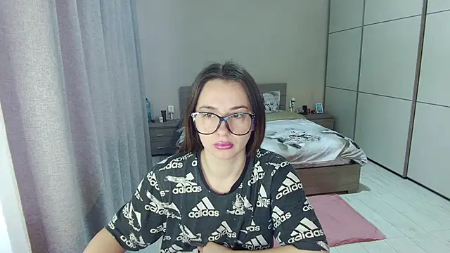 singletrouble online show from 04/08/26, 04:34