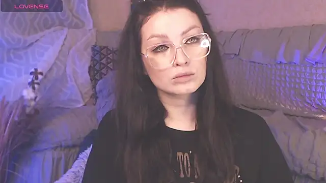 Snapshot of BritneyBarker chatting on 01/11/25, 02:52 BritneyBarker online show from 01/11/25, 02:52