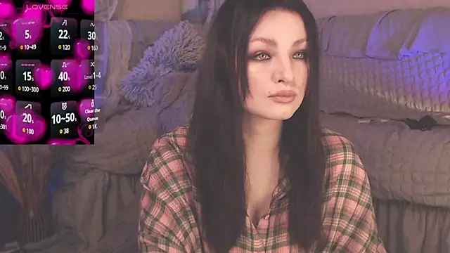 Snapshot of BritneyBarker chatting on 03/17/25, 02:52 BritneyBarker online show from 03/17/25, 02:52